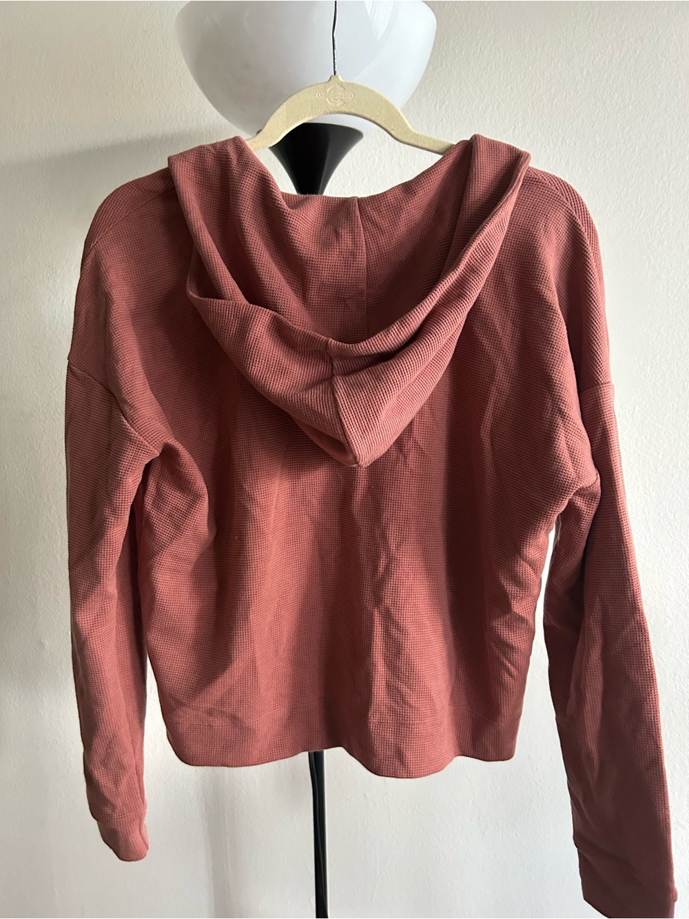 Vuori Rust Waffle-Knit Snap-Hood Pullover - Picture 4 of 9